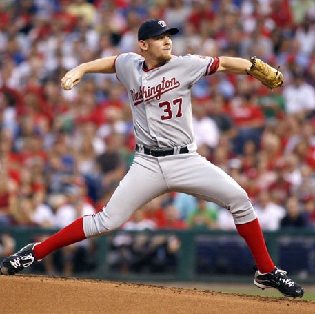 Stephen Strasburg v osudovm zpase proti Phillies