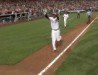 Ryan Howard oslavuje walk off homerun v 10. smn proti Cincinnati (9. ervence 2010)