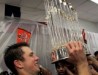 Buster Posey s trofej pro vtze Svtov srie